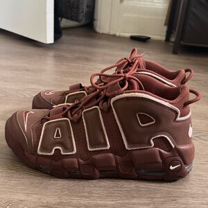 Nike Mens Sneakers in Burgundy
